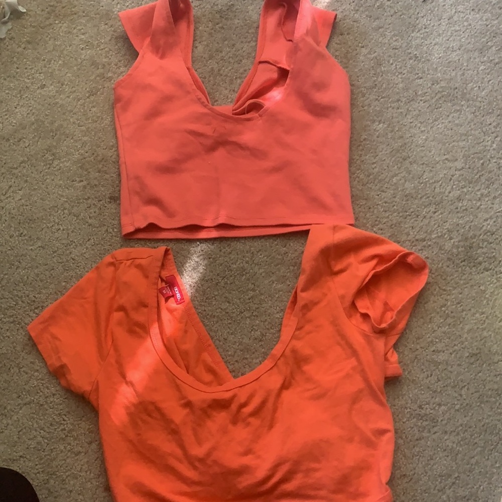 Midriffs - Picture 3 of 3